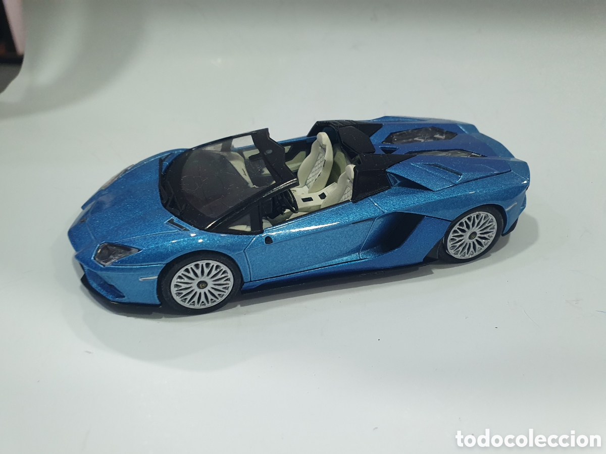 Auto in scala: Lamborghini Aventador 1/43. (L5)