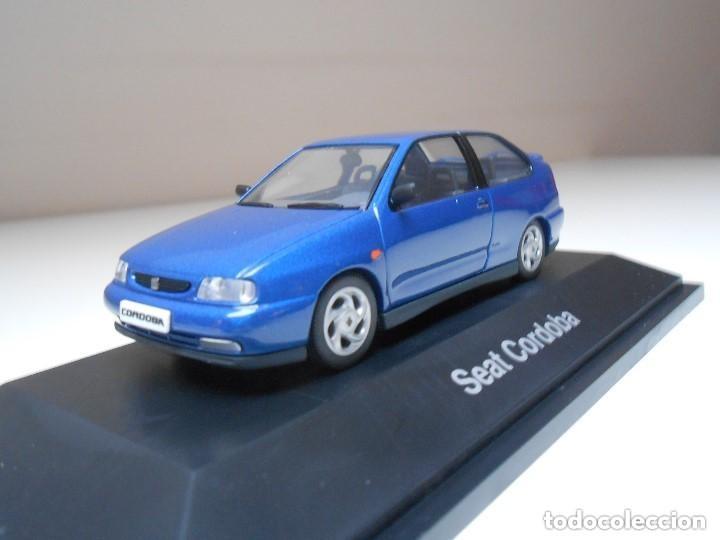 Coches a escala: Coche SEAT Seat Cordoba SX azul Herpa die-cast metal car escala 1:43