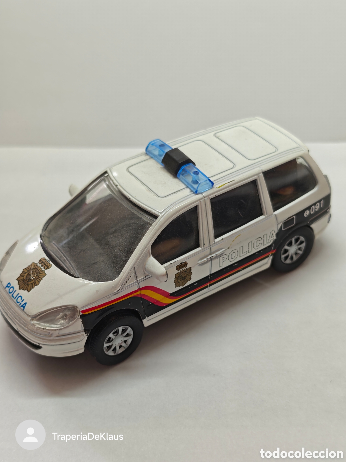 Coches a escala: coche - policia nacional - citroen c8- car240