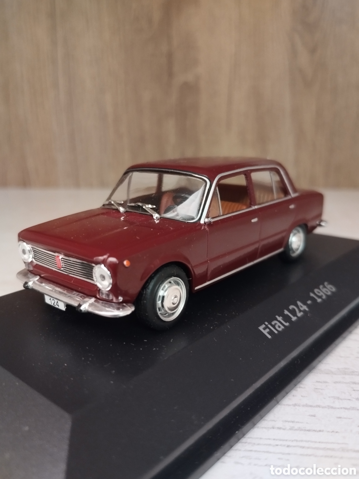 Coches a escala: FIAT / SEAT 124 '66 escala 1.43