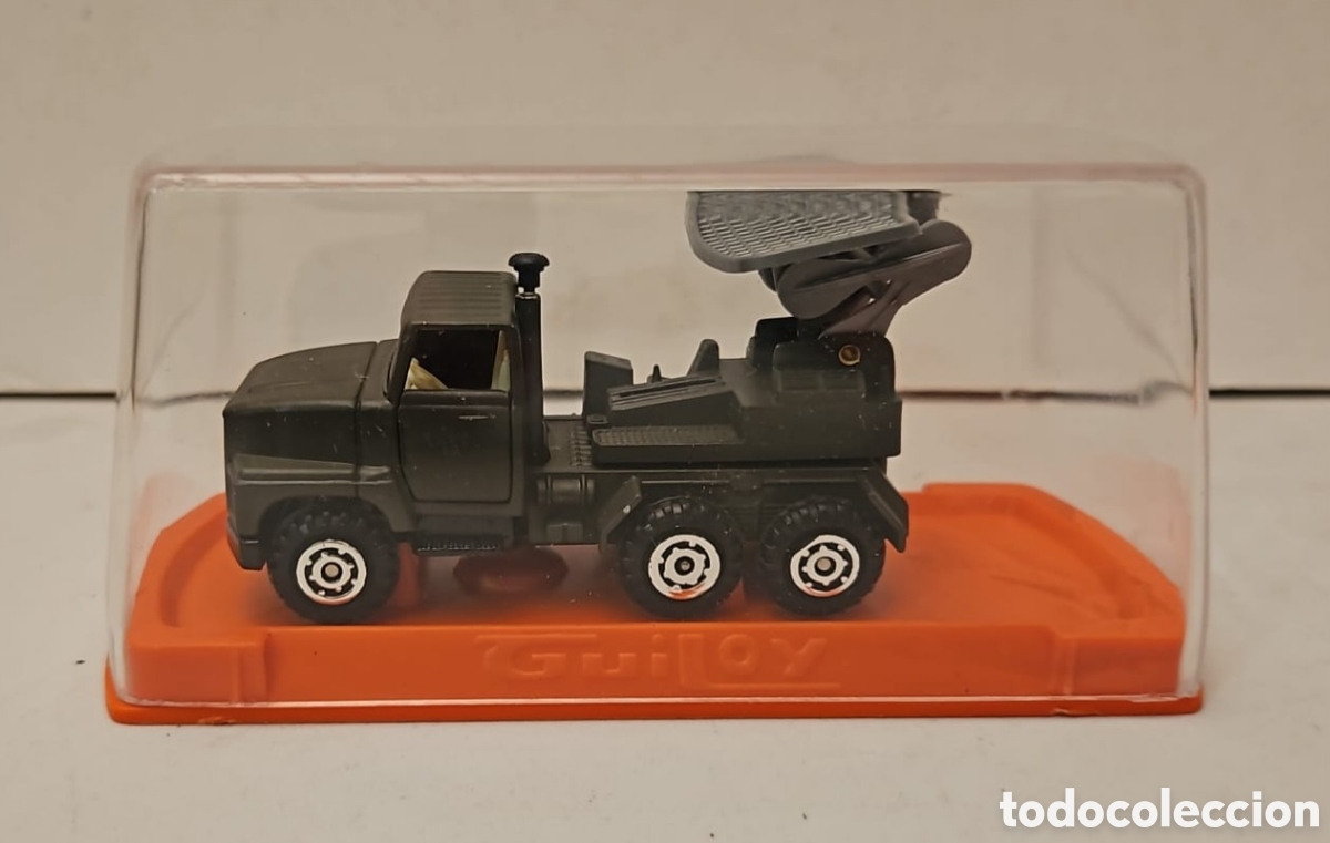 Coches a escala: GUILOY 27- CAMI&Oacute;N MILITAR FORD, NUEVO