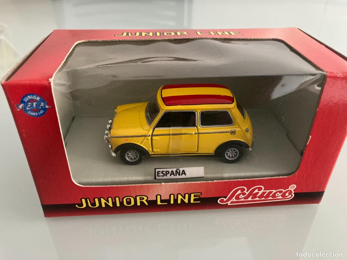 Coches a escala: S1/43, MINI, SCHUCO, MINI COOPER,AMARILLO, BANDERA DE ESPA&Ntilde;A, SCHUCO JUNIOR LINE