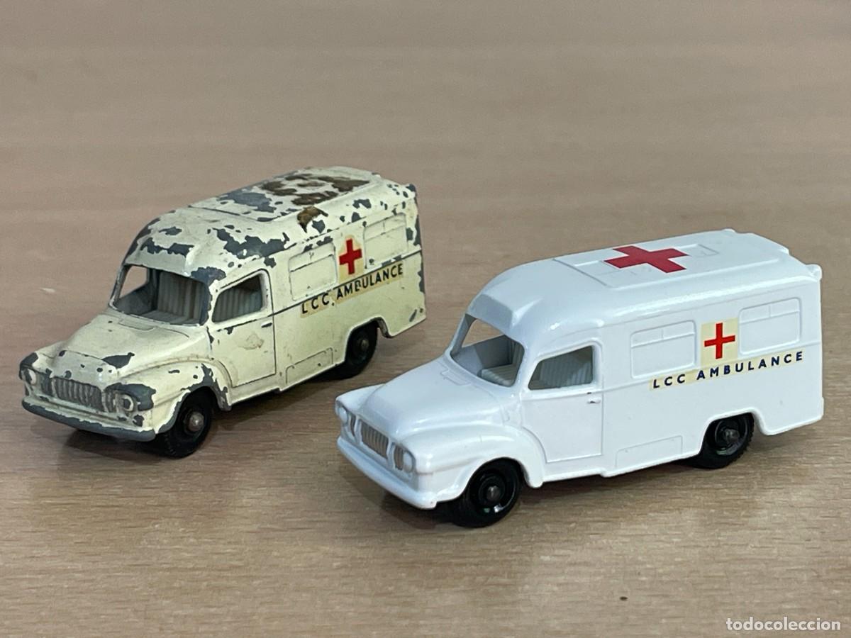 Coches a escala: 259- Matchbox Lesney LOTE 2 ambulancias Lomas Ambulance N&ordm; 14 a&ntilde;os 60 Made in England die-cast metal