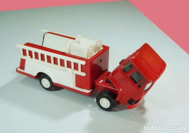 Coches a escala: Ebro D550 Bomberos Playme. - Foto 4