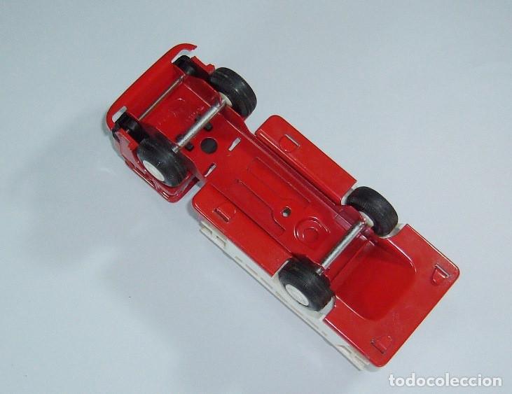 Coches a escala: Ebro D550 Bomberos Playme. - Foto 5