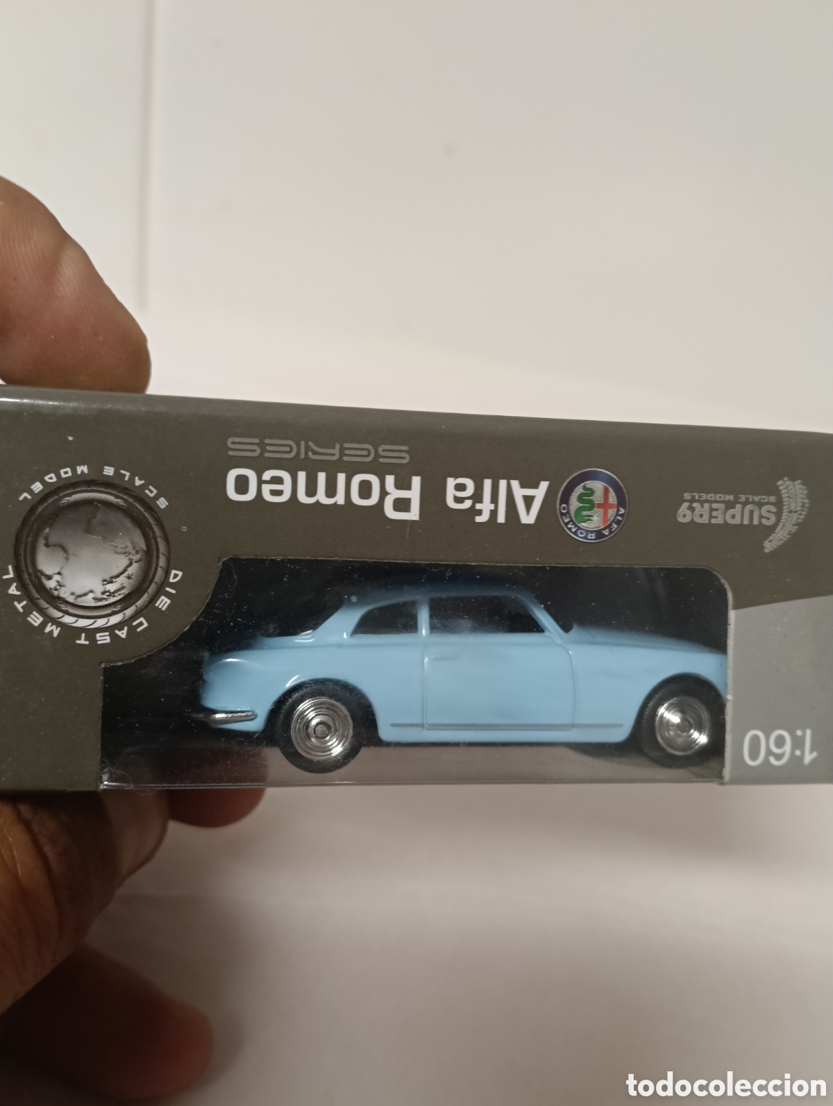 Voitures &agrave; l'&eacute;chelle: Coche a escala Alfa Romeo 1:60
