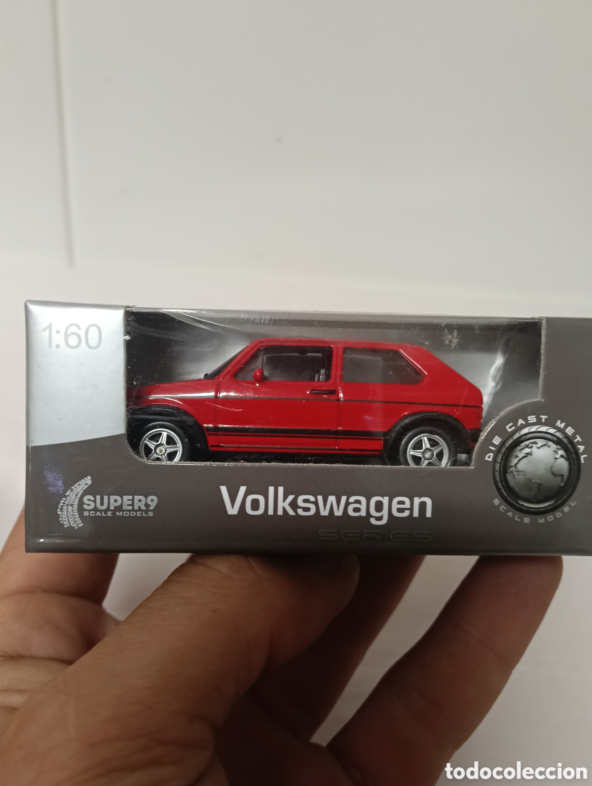 Voitures &agrave; l'&eacute;chelle: Coche a escala 1:60 VW golf