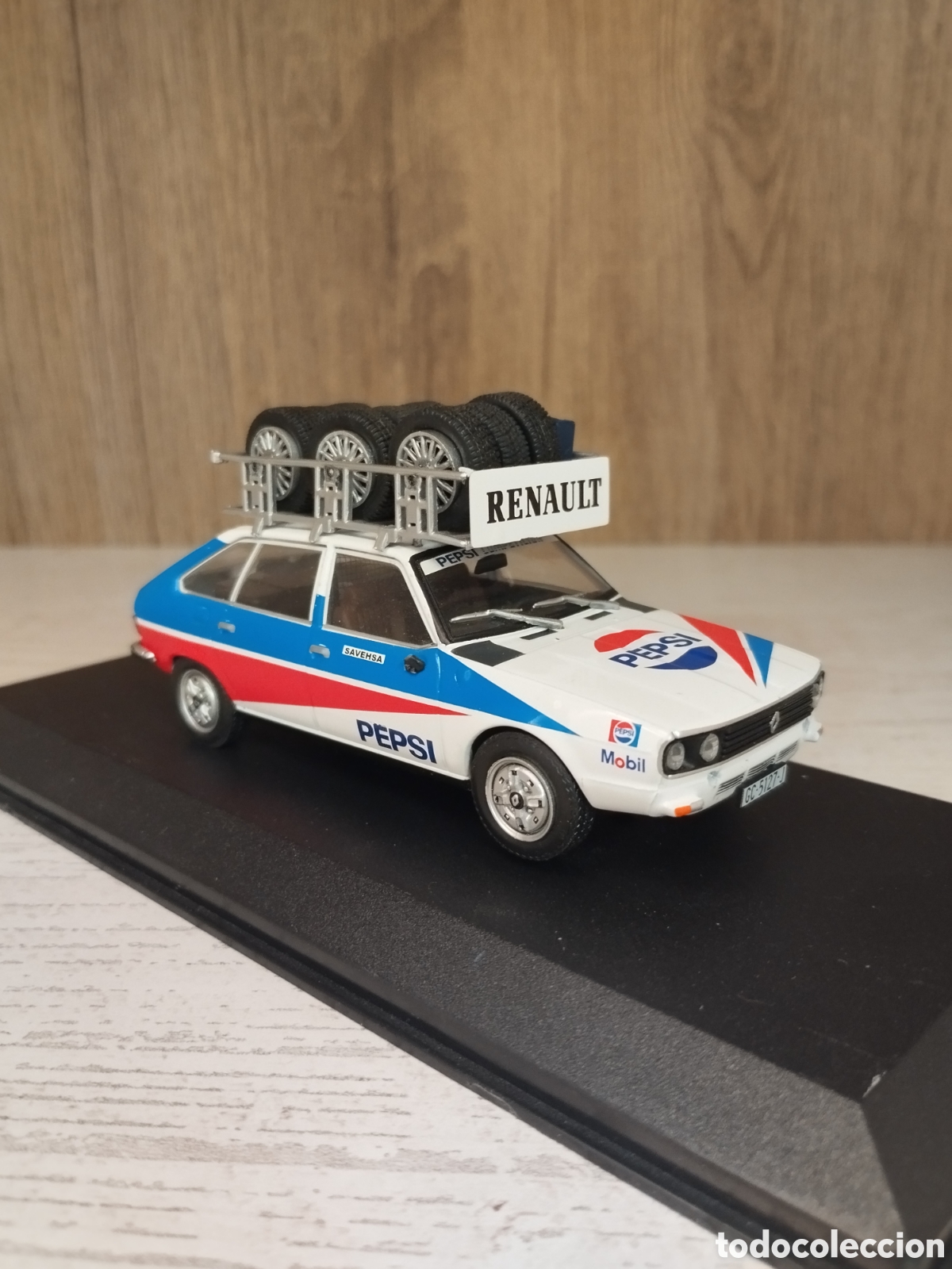 Coches a escala: RENAULT 20/30 ASISTENCIA RALLY