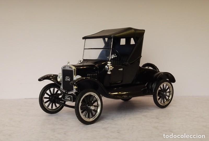 Auto in scala: Ford Model T Runabout 1925