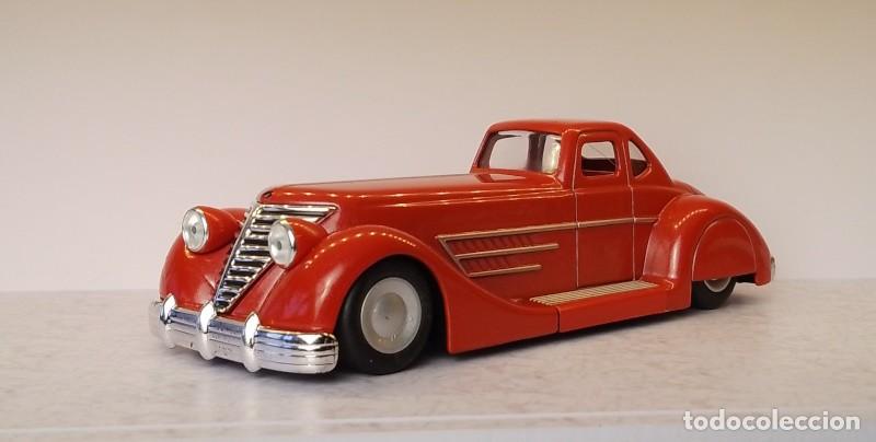 Carros em escala: BATMOBILE 1939 DETECTIVE COMICS #27