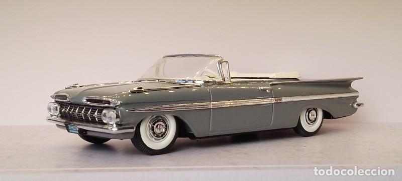 Voitures &agrave; l'&eacute;chelle: Chevrolet Impala Convertible 1959