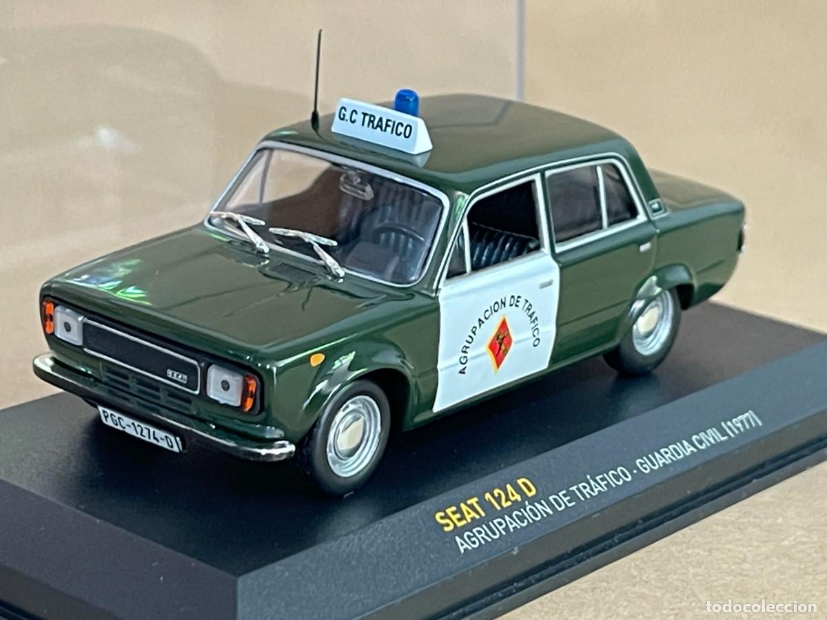 Coches a escala: Coche SEAT 124 D Agrupaci&oacute;n de Tr&aacute;fico - Guardia Civil (1977) 1:43 die-cast metal car ixo altaya gc