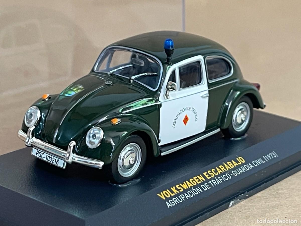 Auto in scala: Coche VOLKSWAGEN Escarabajo Agrupaci&oacute;n de Tr&aacute;fico - Guardia Civil (1973) 1:43 diecast ixo altaya pgc