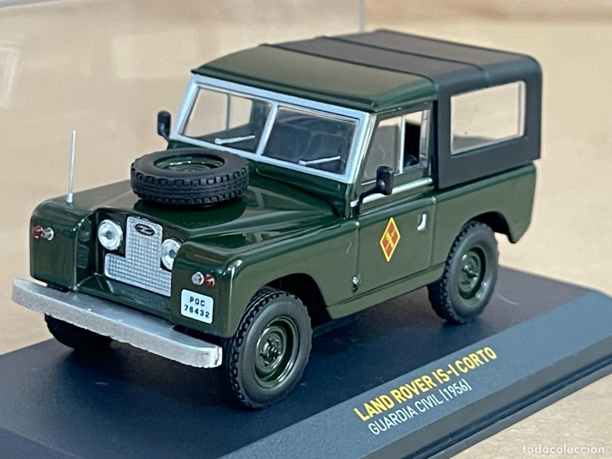 Coches a escala: Coche LAND ROVER IS-I Corto Guardia Civil (1956) 1:43 die-cast metal car ixo altaya pgc