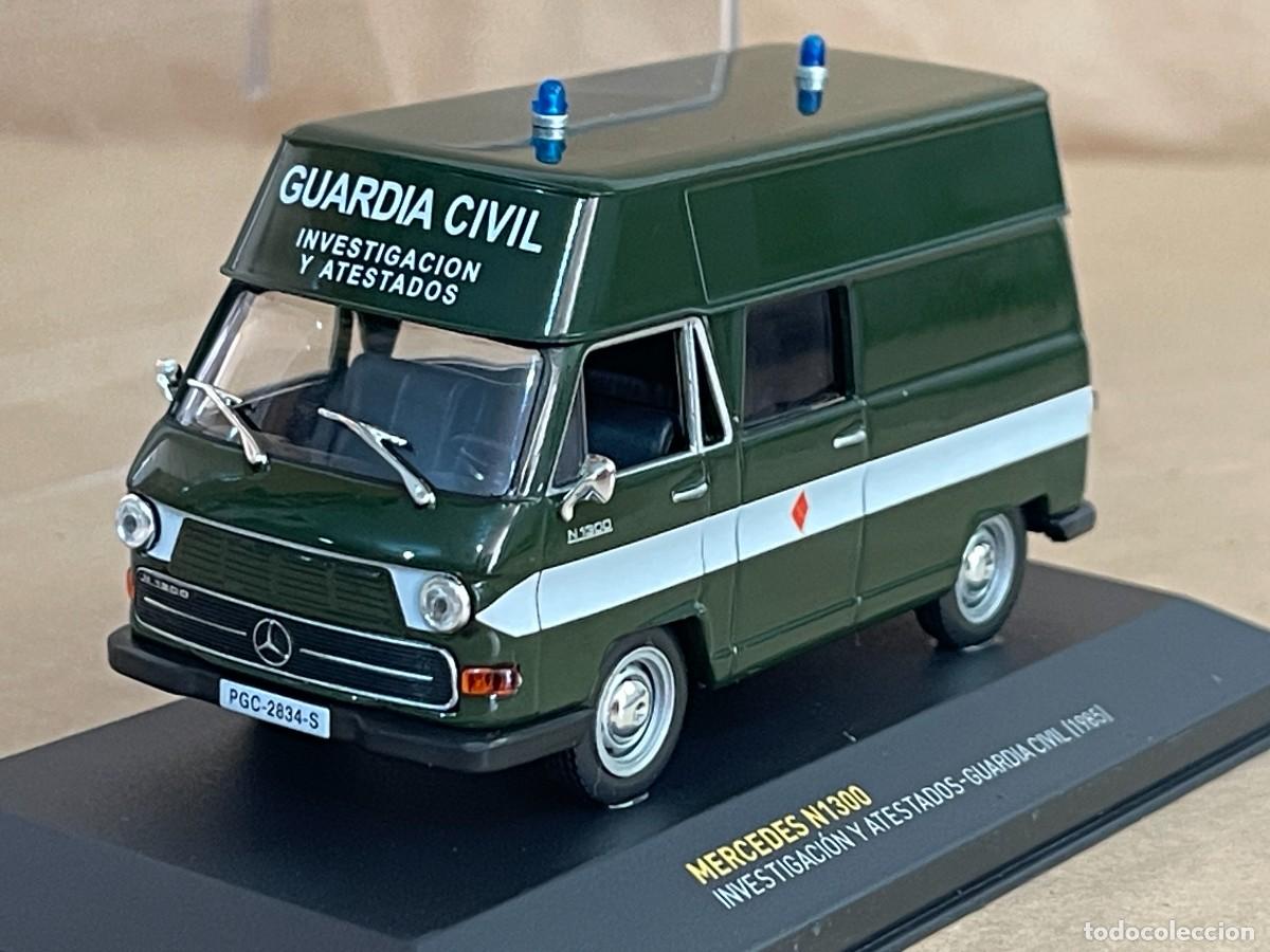 Coches a escala: Furgoneta MERCEDES N1300 Investigaci&oacute;n y Atestados - Guardia Civil (1985) 1:43 die-cast altaya pgc