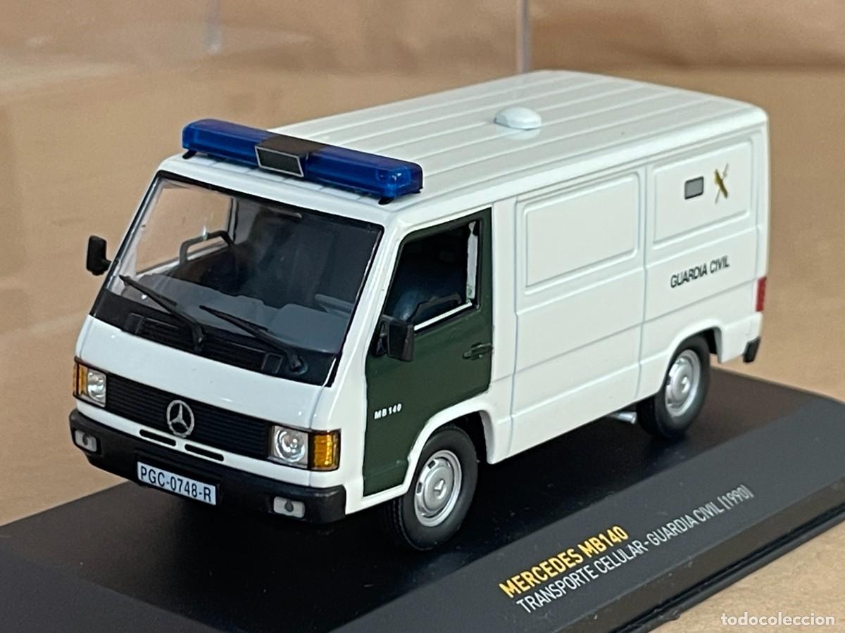 Coches a escala: Furgoneta MERCEDES MB140 Transporte Celular - Guardia Civil (1990) 1:43 die-cast ixo altaya pgc
