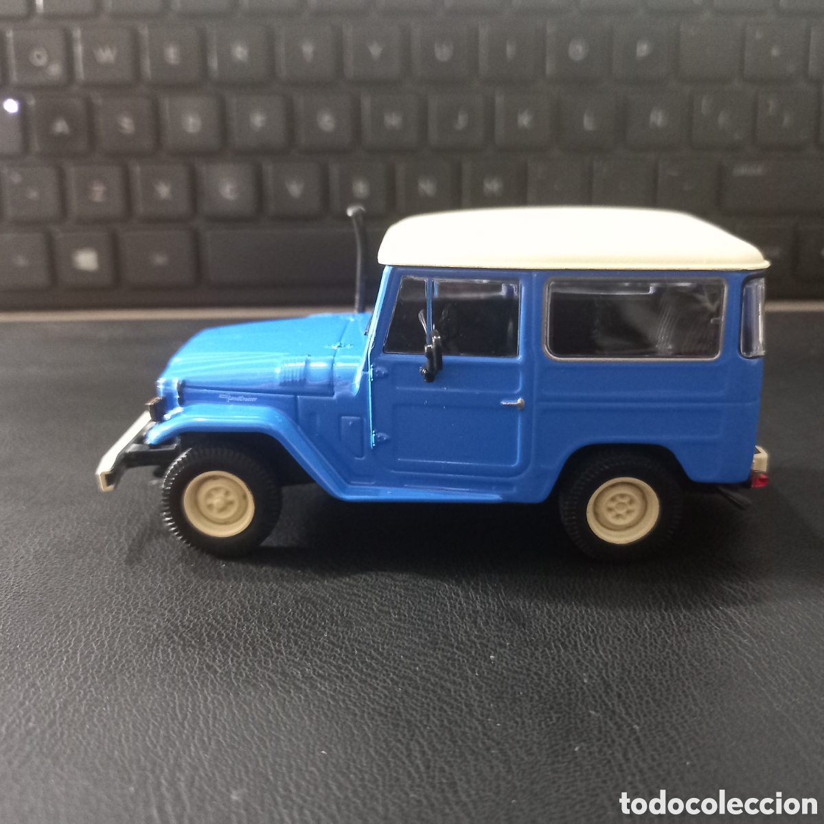 Coches a escala: TOYOTA LAND CRUISER FJ40 ESCALA 1/43 LUPPA IXO DE COLECCION