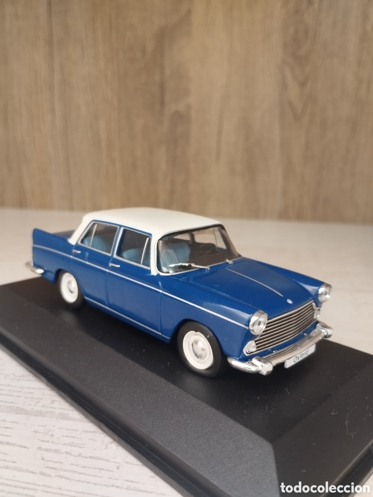 Model Cars: MORRIS OXFORD SERIES IV ' 70