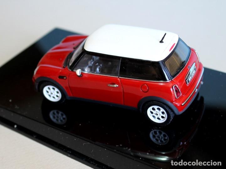 Coches a escala: Mini Cooper R50 AUTOart - Foto 2