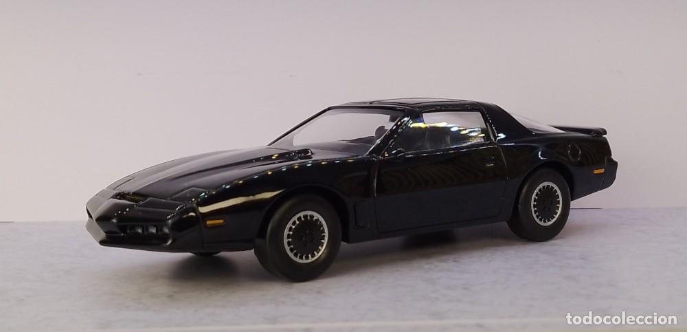 Voitures &agrave; l'&eacute;chelle: Pontiac Trans Am 1982 KITT