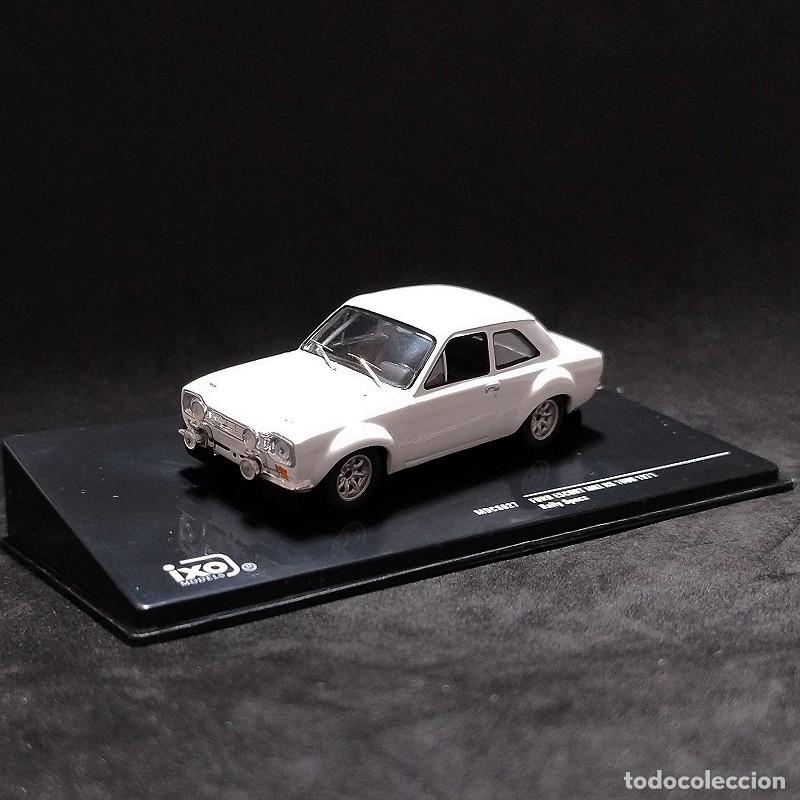 Coches a escala: IXO, Ford Escort MKI, blanco, 1:43