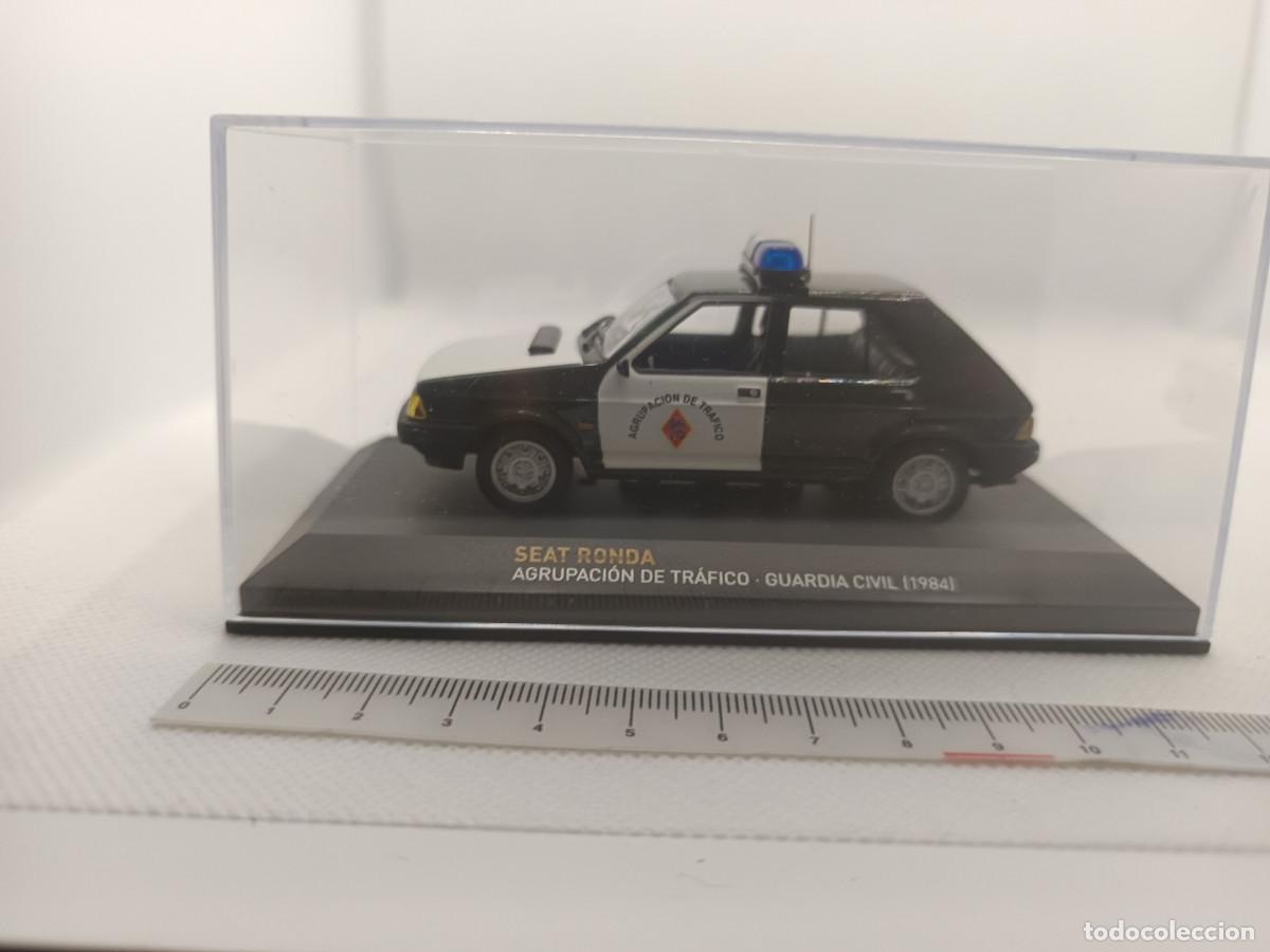 Coches a escala: SEAT Ronda Agrupacion de Trafico de la Guardia Civil 1984 Altaya &rdquo;Nuestros coches de policia&rdquo; 1:43