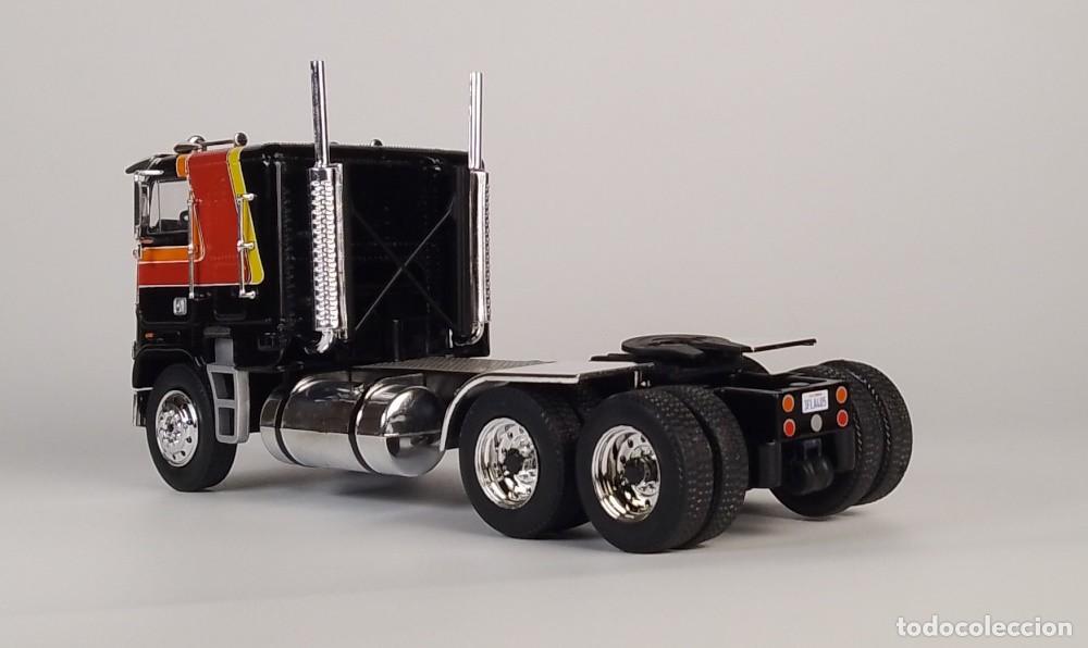 Coches a escala: Freightlilner FLA 1993 - Foto 4