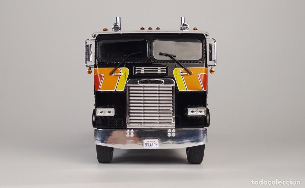 Coches a escala: Freightlilner FLA 1993 - Foto 9