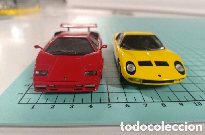 Coches a escala: Lote 2 Coches &rdquo;El Prado&rdquo; (Espa&ntilde;a): Lamborghini Countach y Miura Escala 1:43