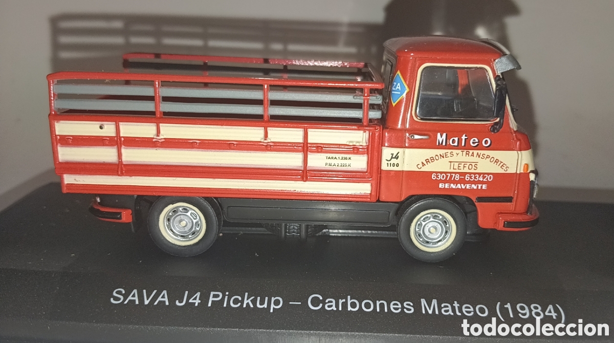 Coches a escala: VEH&Iacute;CULO REPARTO Y SERVICIO SALVAT PEGADO SAVA CARBONES MATEOO 1984