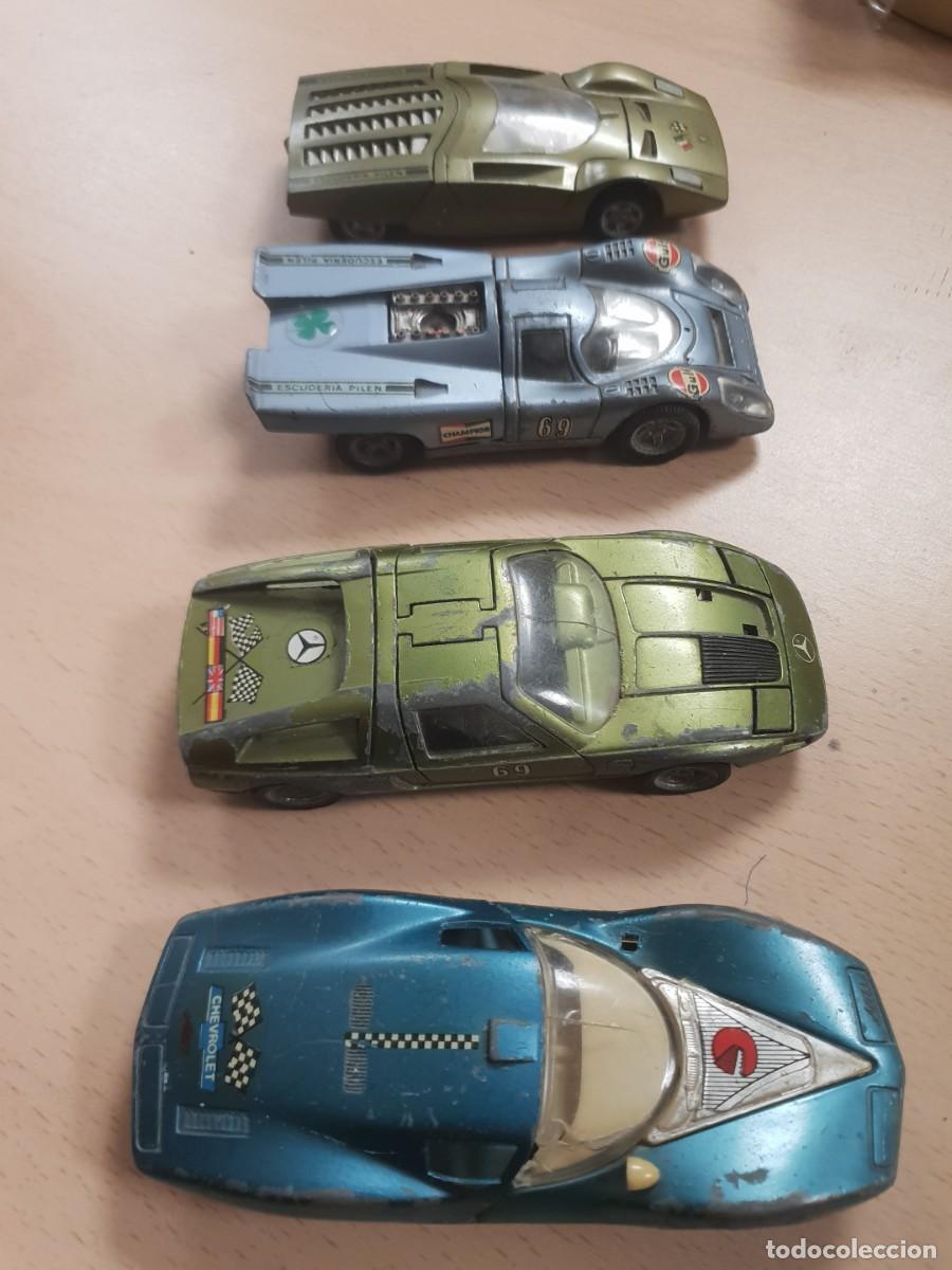 Coches a escala: Lote de 4 coches escala 1.43 de pilen ver descripci&oacute;n