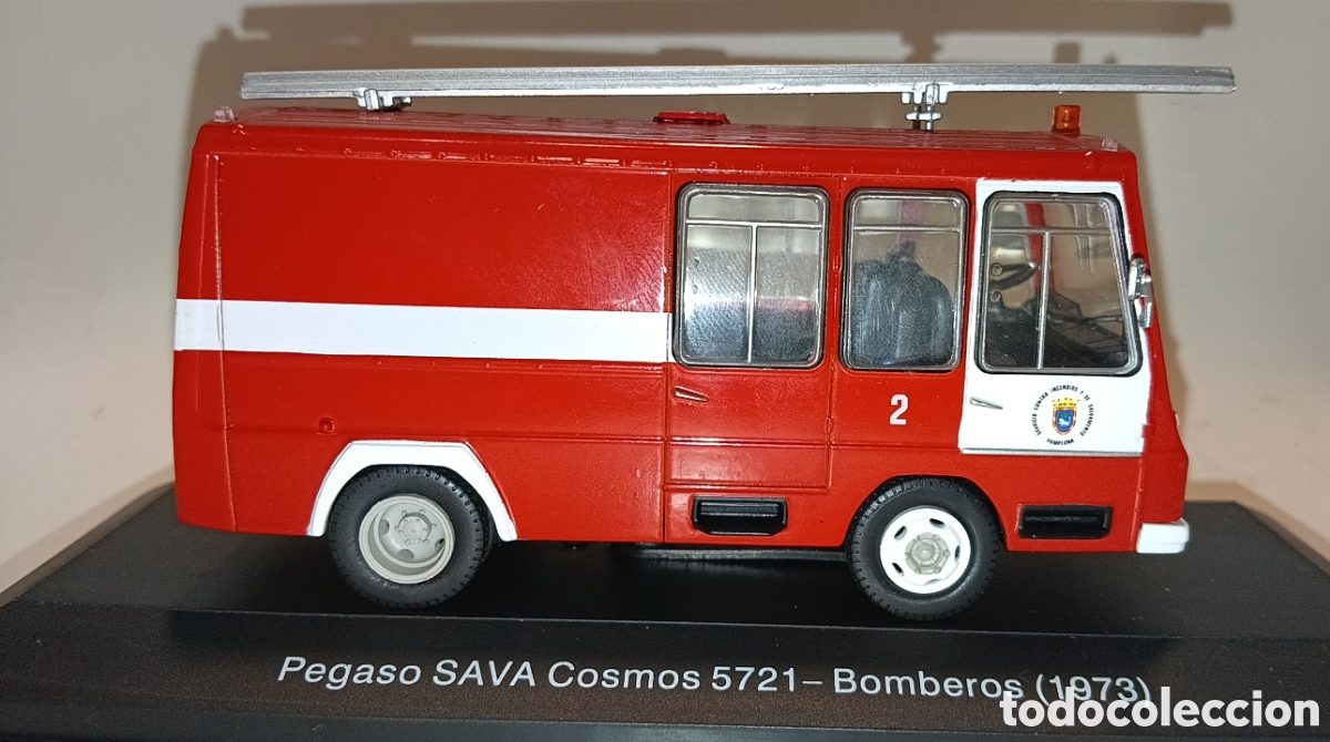 Coches a escala: VEH&Iacute;CULO REPARTO Y SERVICIO SALVAT PEGASO SABA COSMOS BOMBEROS 1973