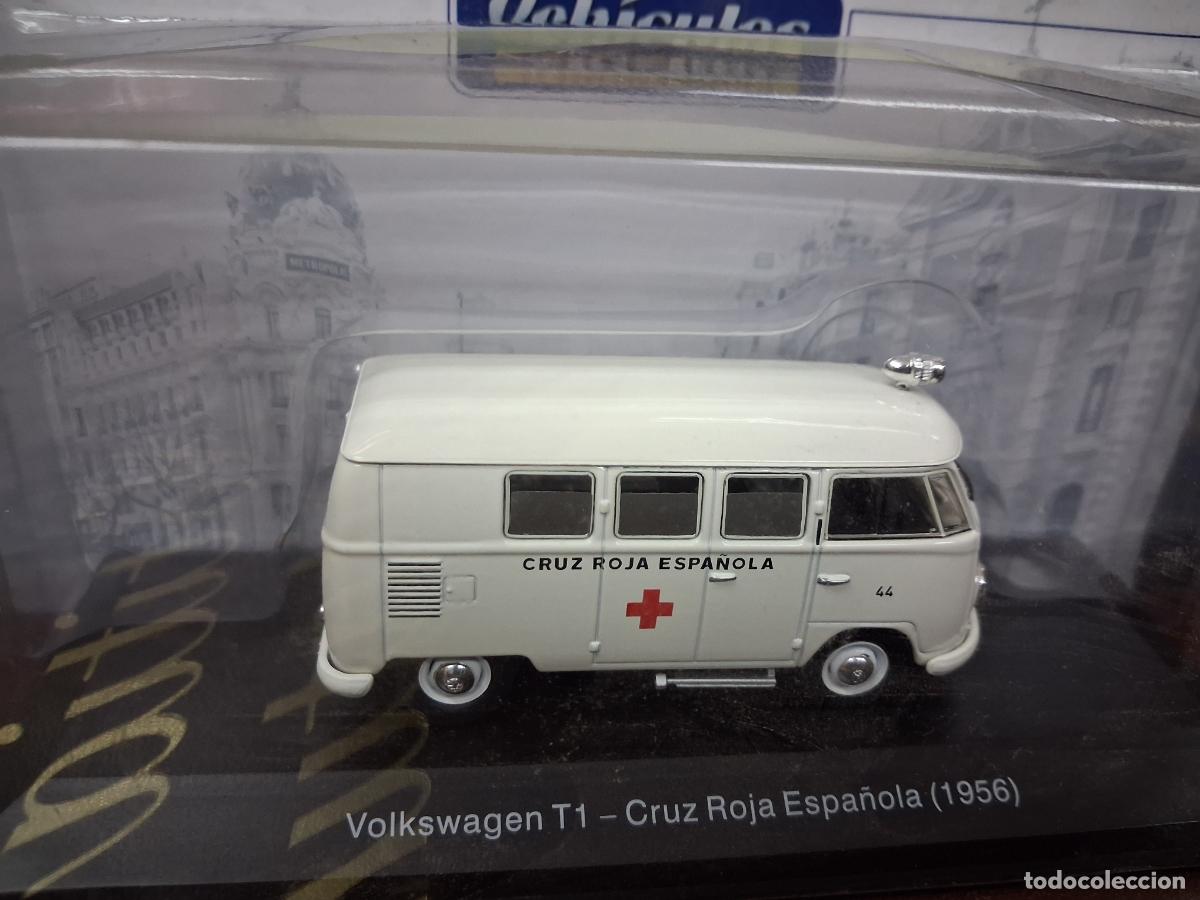 Coches a escala: COCHE CAMION MINIATURA 1:43 VEHICLOS DE REPARTO Y SERVICIOS VOLKSWAGEN T1 CRUZ ROJA 1956 NUEVO