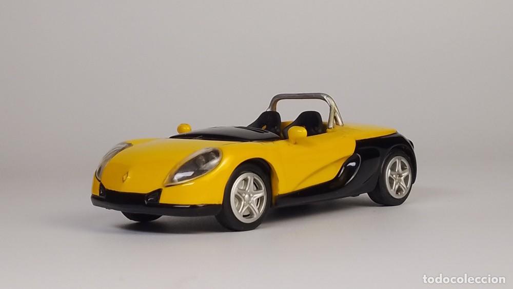 Coches a escala: RENAULT SPORT SPIDER 1996 - Foto 2