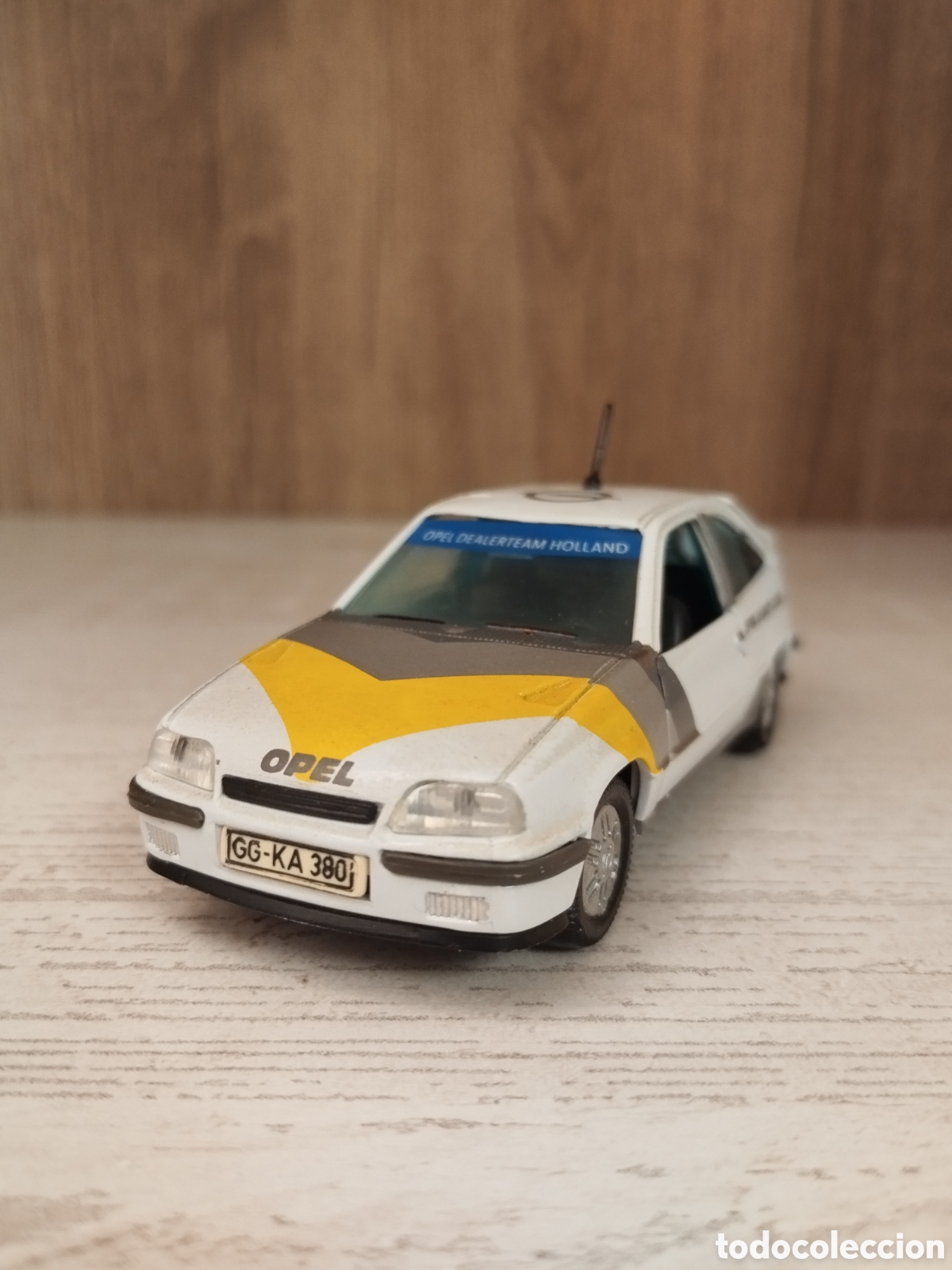 Coches a escala: OPEL KADETT GSI 2.0 i