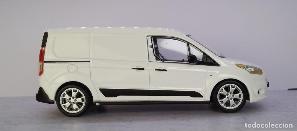 Coches a escala: Ford Transit Connect 2014 - Foto 7