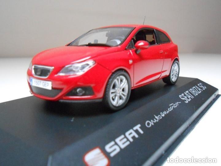 Coches a escala: Coche SEAT Ibiza SC 3 puertas Red Rojo Auto Emocion die-cast metal car 1:43 autoemoci&oacute;n 1/43