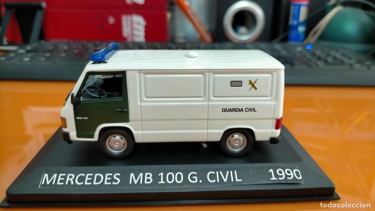 Coches a escala: LOTES DOS UNIDADES MERCEDES BENZ; MODELOS N-1300 POLICIA NACIONAL Y MB100 G. CIVIL