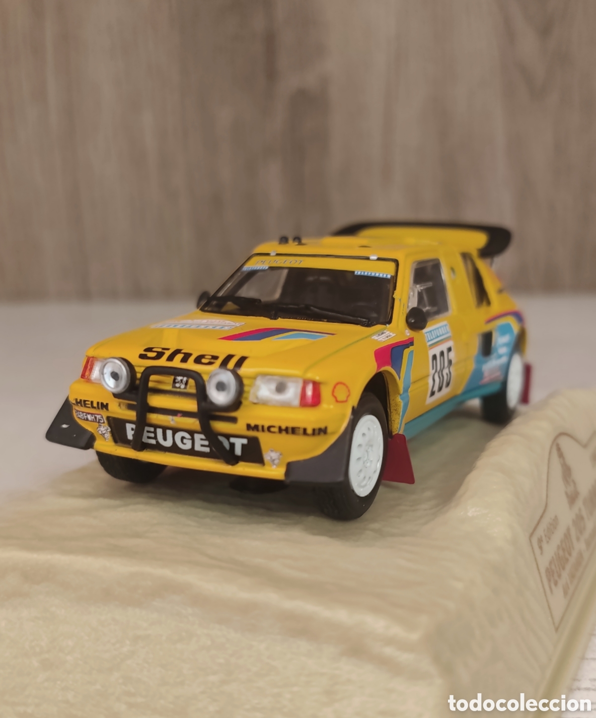Coches a escala: PEUGEOT 205 T16 DAKAR