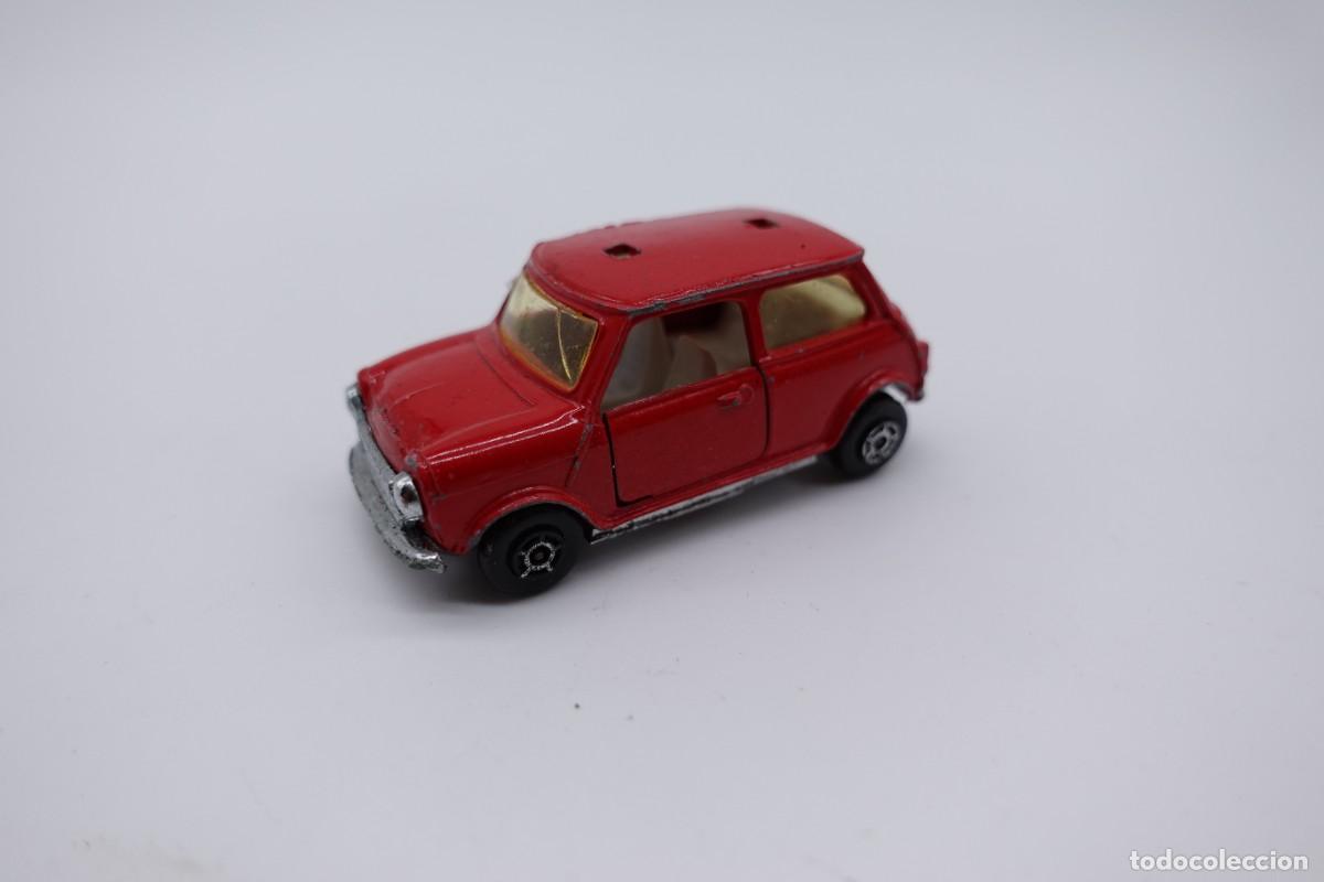 Coches a escala: COCHE DE JUGUETE GUISVAL MINI COOPER ROJO MINIATURA MET&Aacute;LICA VINTAGE
