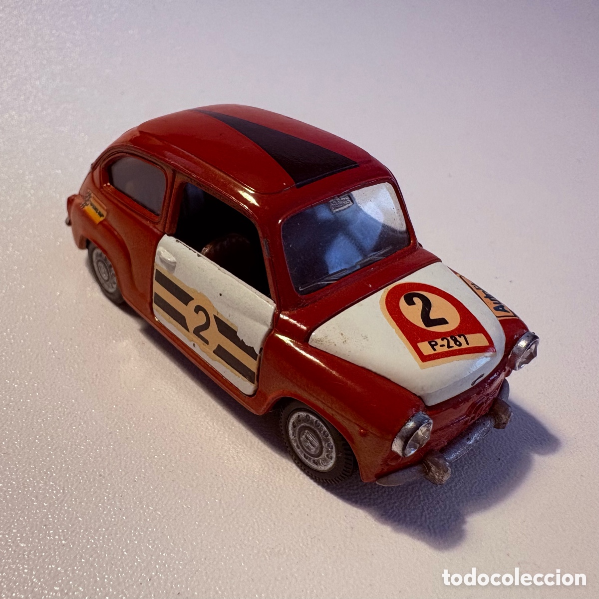Coches a escala: COCHE ESCALA 1/43 SEAT 600 REF 335 PILEN ROJO Y BLANCO
