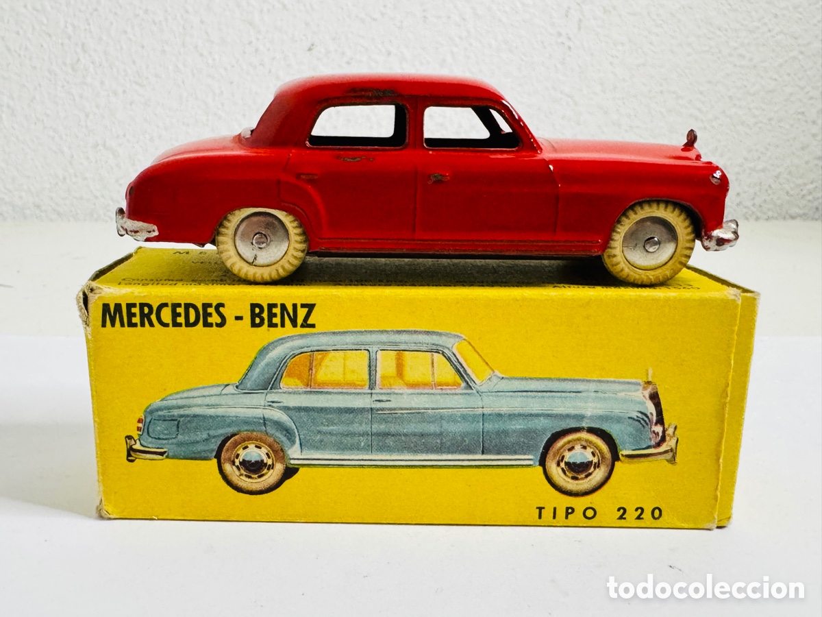 Coches a escala: INTERESANTE COCHE MERCEDES-BENZ 220. JUGUETES INVICTA. ESCALA 1/43. CON CAJA ORIGINAL. MUY DIFICIL