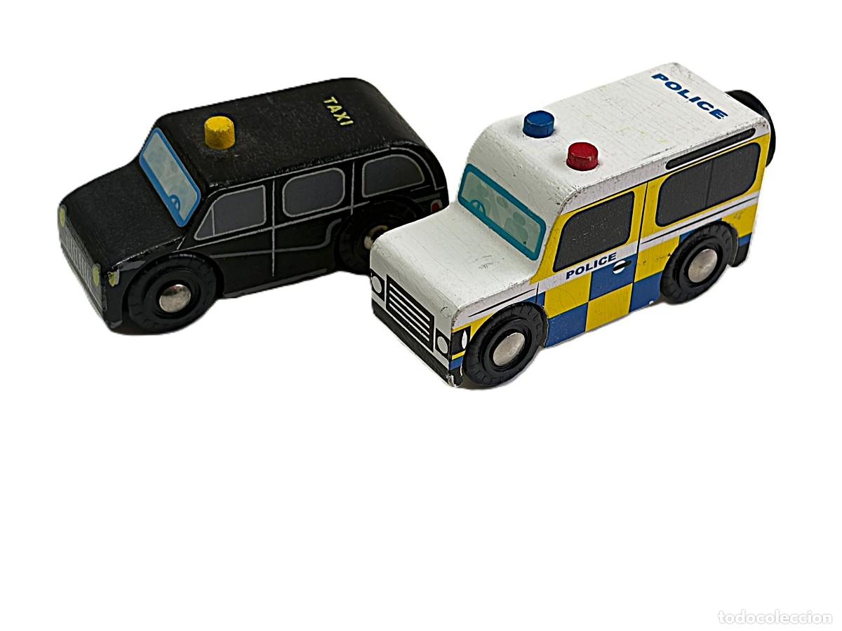 Carros em escala: COCHES DE MADERA 3.5X 8,4X9 CM.