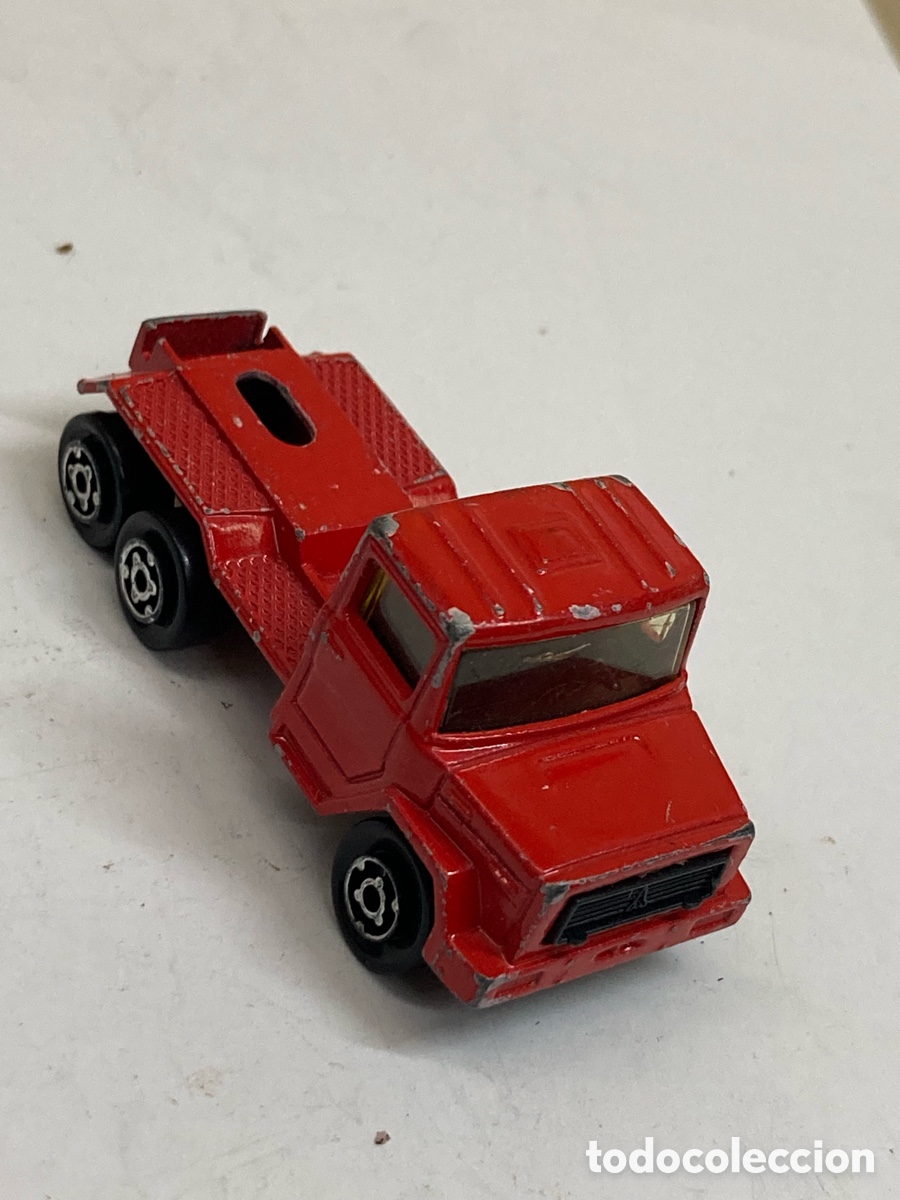 Coches a escala: cami&oacute;n de juguete Majorette Magirus rojo vintage