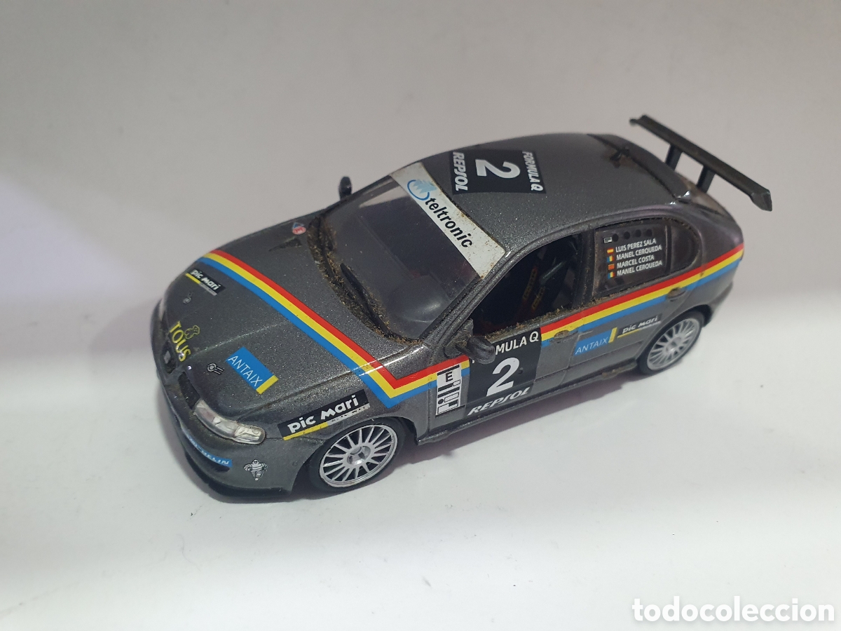 Carros em escala: Seat Le&oacute;n 1/43. (L132)