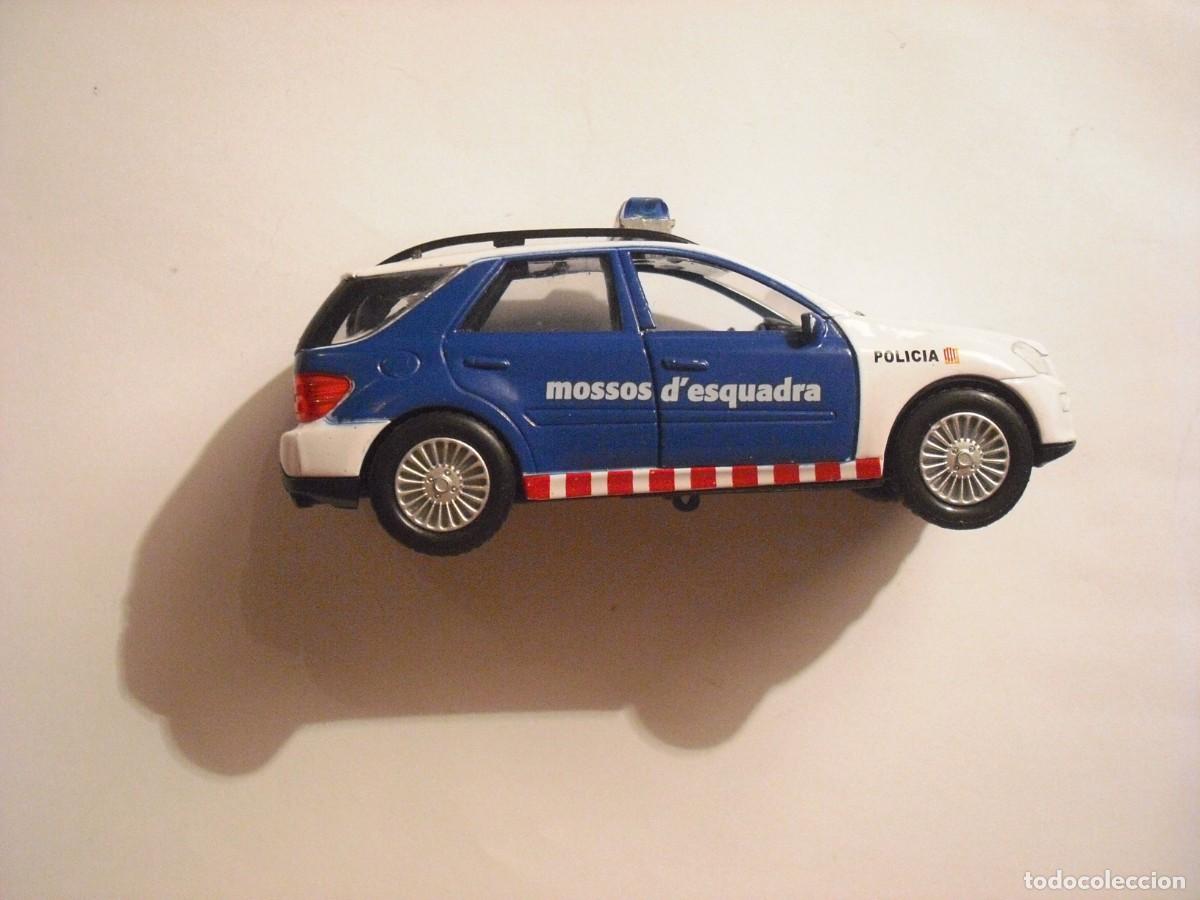 Auto in scala: COCHE DE MOSSOS D&acute;ESQUADRA , POLICIA AUTONOMICA DE CATALU&Ntilde;A
