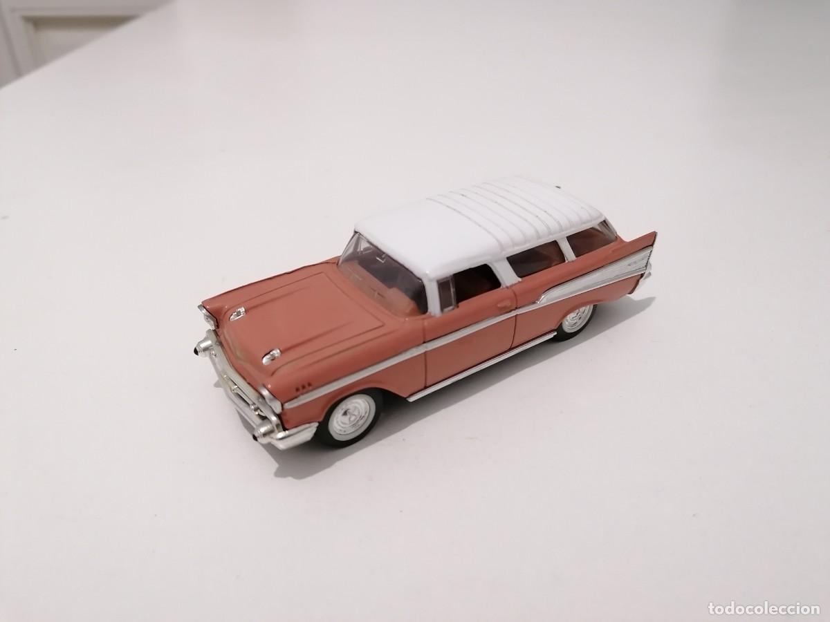 Auto in scala: Road Signature 1/43 Chevrolet Nomad 57 Buen Estado
