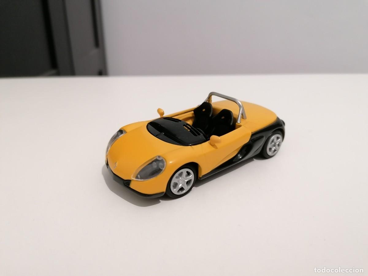 Voitures &agrave; l'&eacute;chelle: Del Prado 1/43 Renault Spider 1997 Buen Estado