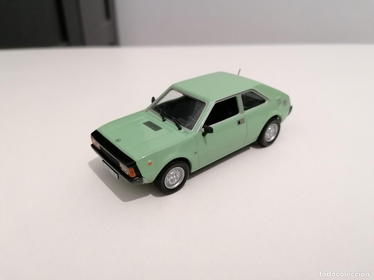 Voitures &agrave; l'&eacute;chelle: Altaya 1/43 Seat 1200 Sport Buen Estado