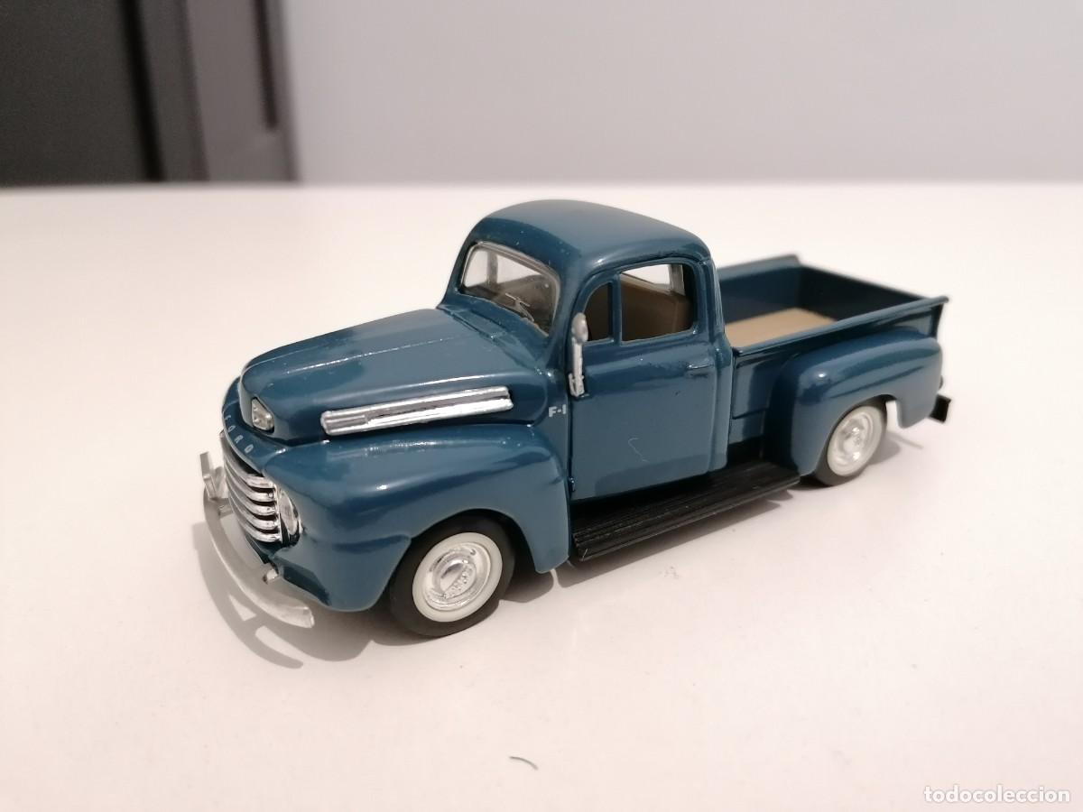 Model Cars: Road Signature 1/43 Ford Pick-up 1948 Buen Estado